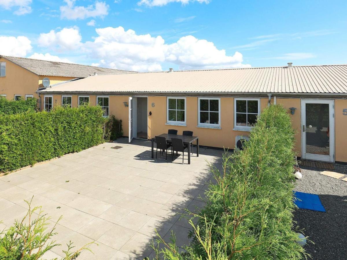 6 Person Holiday Home In Fåborg Buitenkant foto