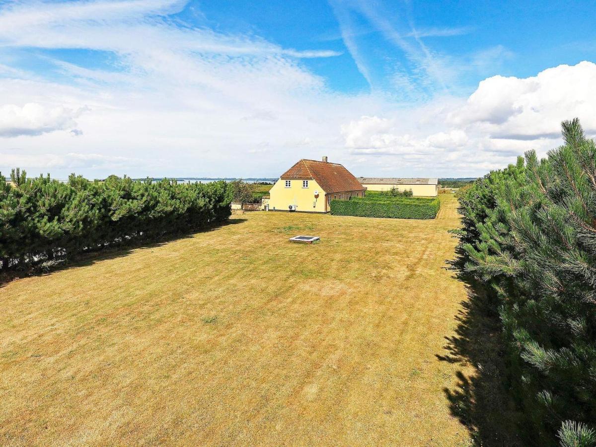 6 Person Holiday Home In Fåborg Buitenkant foto