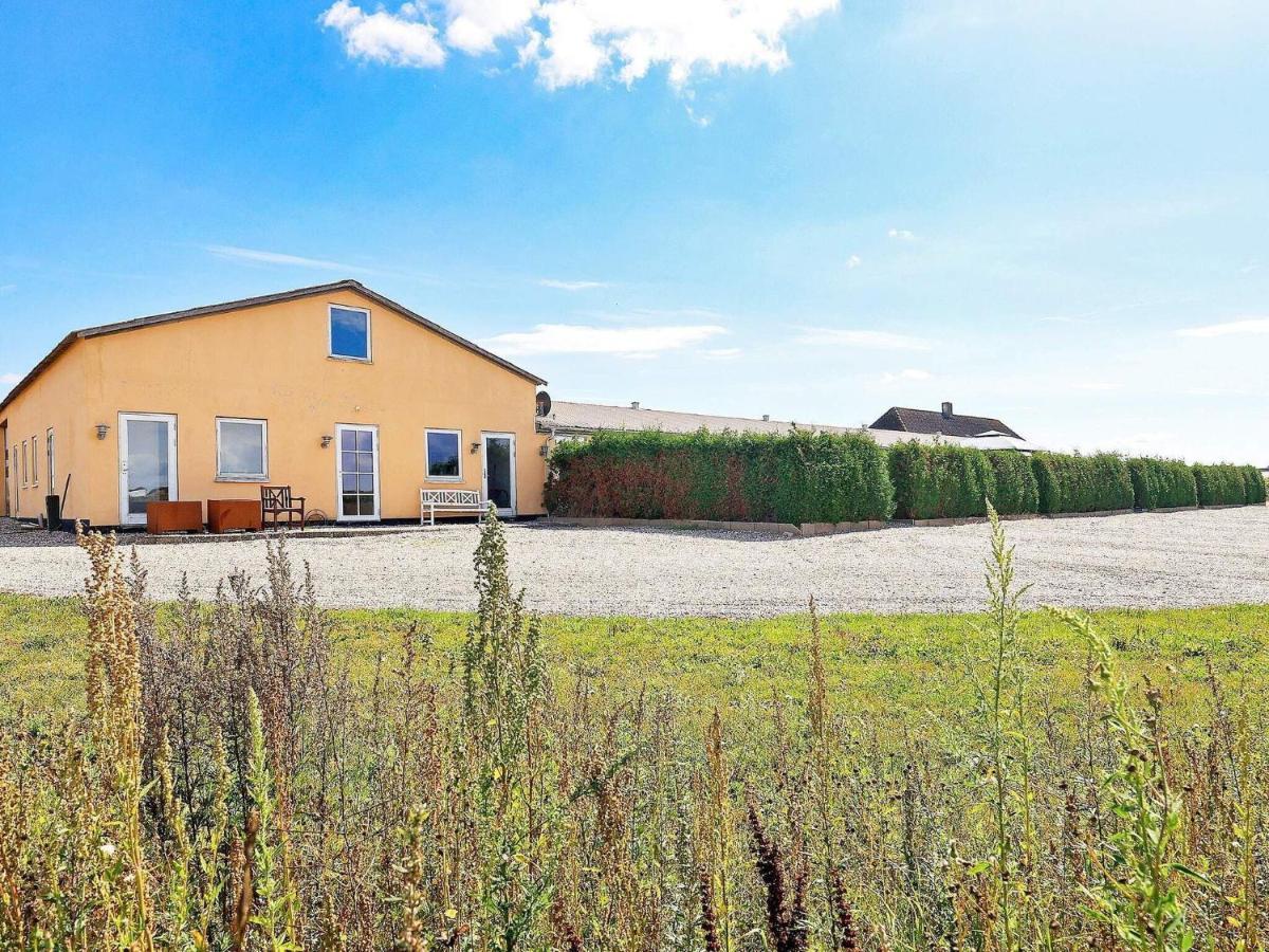 6 Person Holiday Home In Fåborg Buitenkant foto